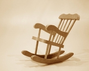 cadeira-de-balanco-de-madeira-9
