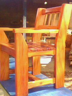 cadeira-de-madeira-com-braco-3