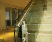 corrimao-com-vidro-para-escada-13