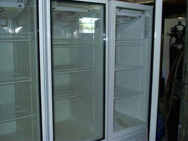 geladeiras-com-portas-de-vidro-1