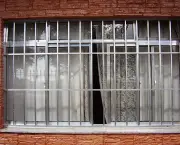 janela-de-aluminio-com-grade-11