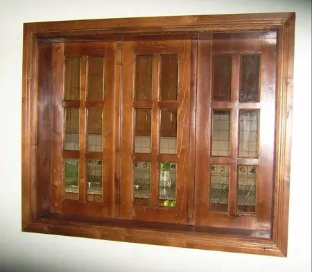 janela-de-madeira-com-vidro-1