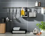 Como-organizar-cozinhas-pequenas-para-parede