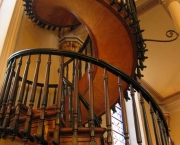 escada-caracol-de-madeira-5