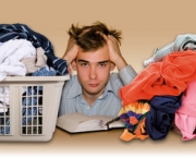 student_w_laundry