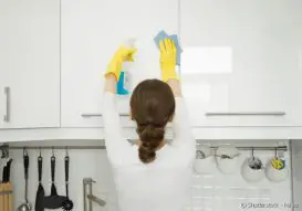 Tirar Manchas Amarelas dos Armários da Cozinha