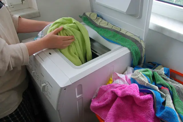 Dicas Para Lavar Roupa na Máquina (3)