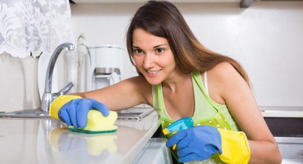 Como Contratar Uma Empregada Doméstica (9)