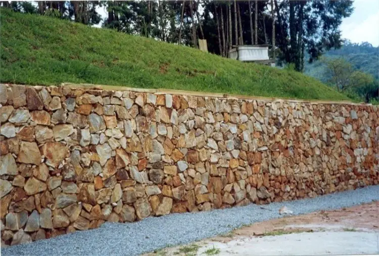 Tipos de Muros de Arrimo (10)
